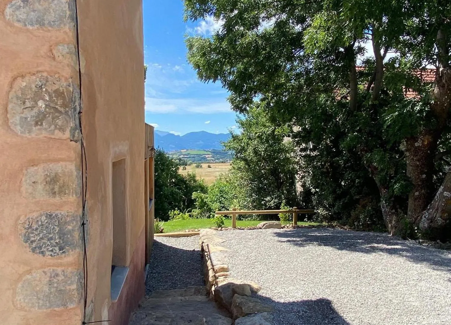 Villa La Petite Maison Basse Correo à La Freissinouse