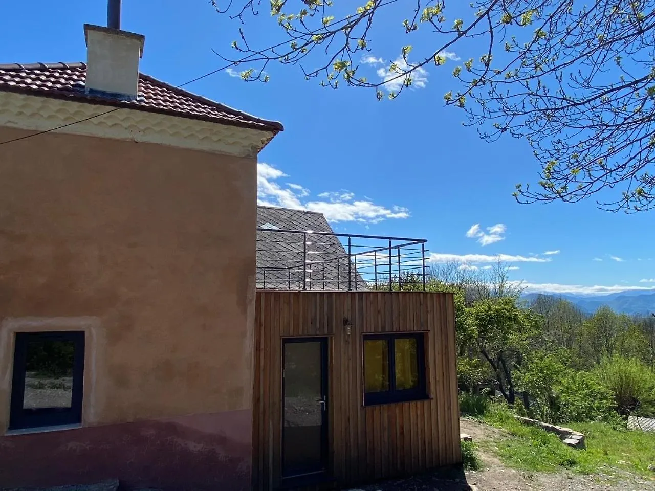 Villa La Petite Maison Basse Correo à La Freissinouse