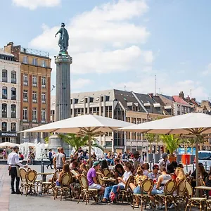 Hypercentre Two Bedrooms 70m2 , Lille France